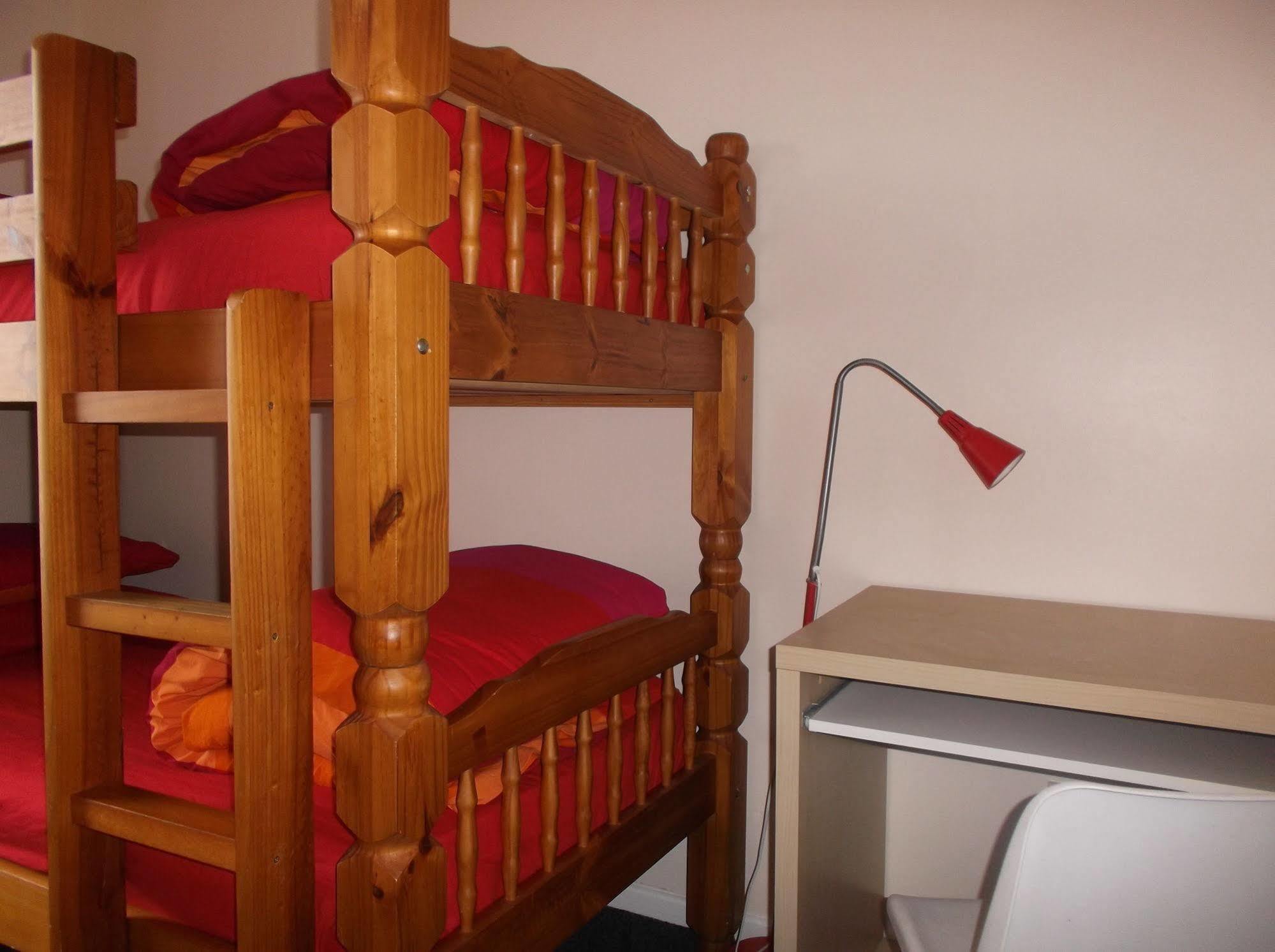 Bed and Breakfast Fairman House Backpackers Лондондеррі Екстер'єр фото